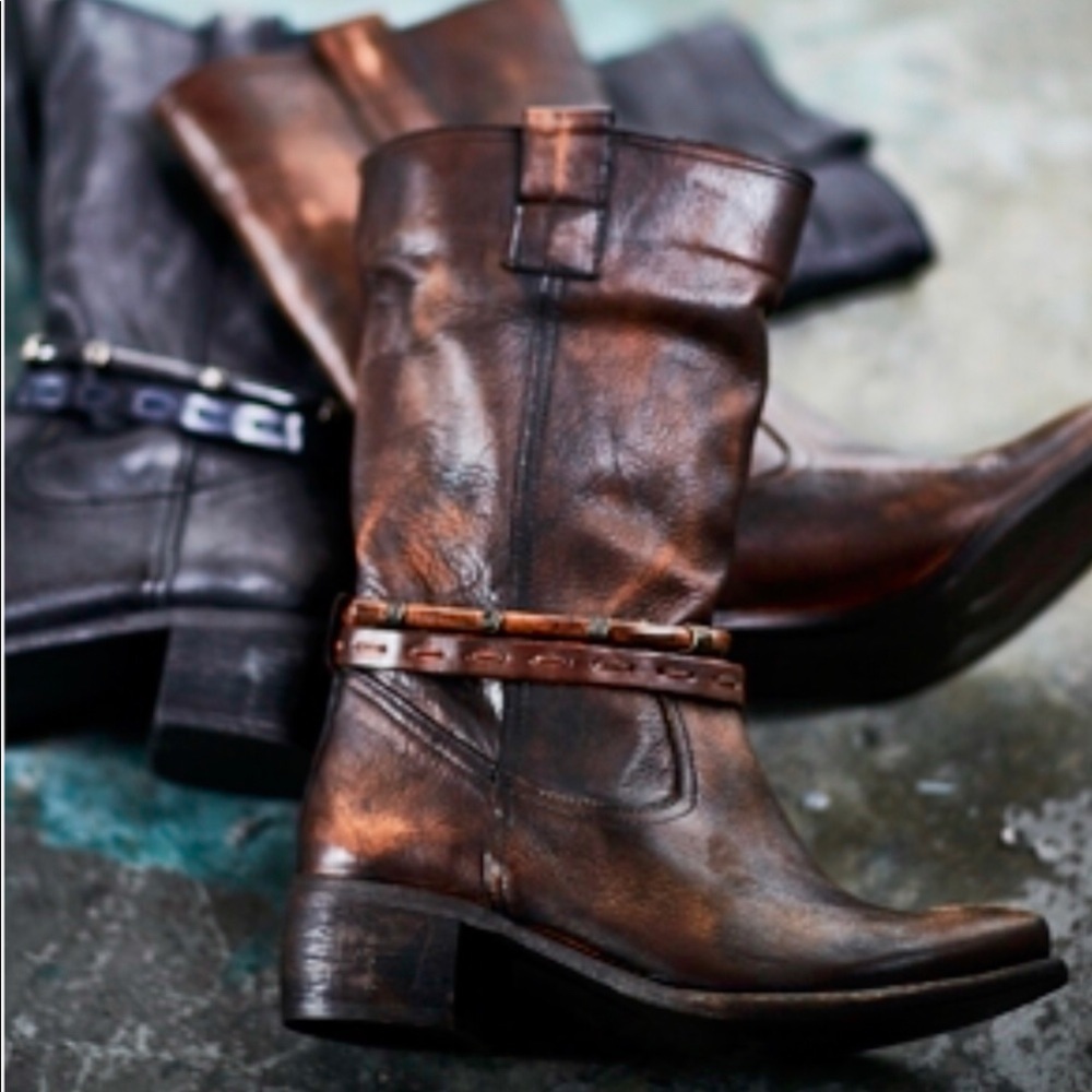 Rocio leather boots